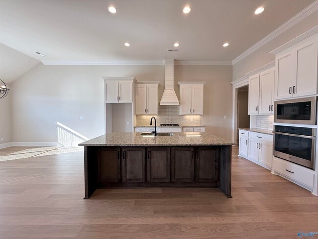 Building Photo - 26430 Birkshire Ln