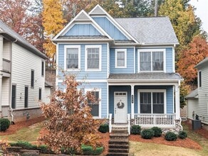 Building Photo - 548 Suwanee Green Blvd