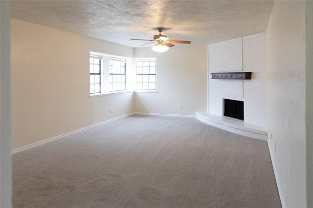 Building Photo - 824 Middle Cove Dr