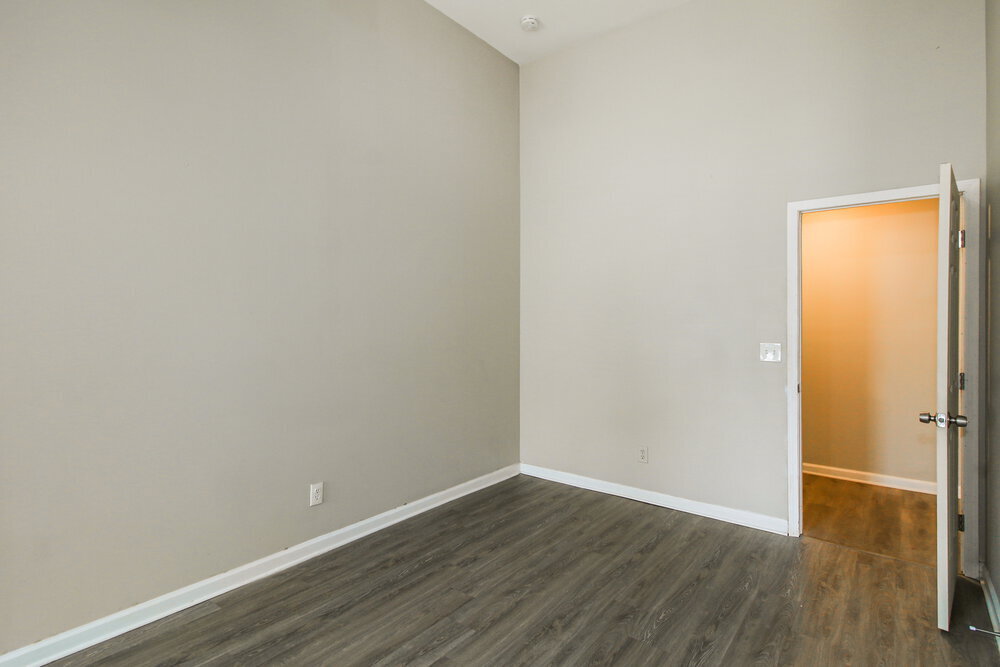 Building Photo - 5848 el Segundo Way