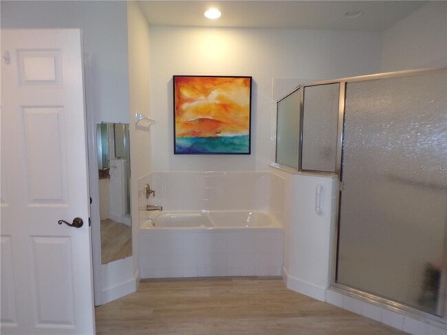 Building Photo - 25535 Heritage Lake Blvd