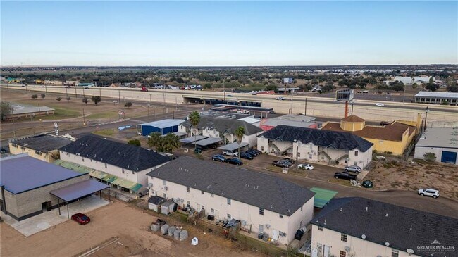 Building Photo - 3717 Clavel St