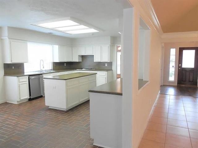 Building Photo - 3105 Wren Ln