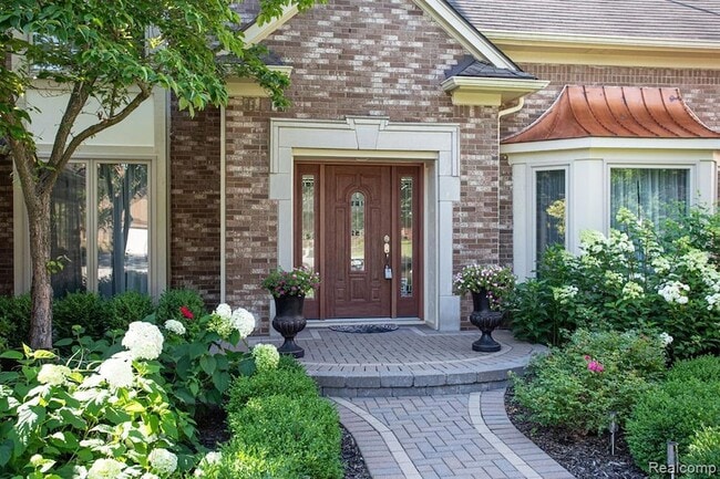 Building Photo - 3349 Rocky Crest Dr