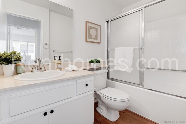 Building Photo - 11263 Avenida De Los Lobos