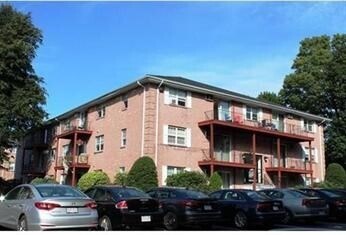 Building Photo - 3 Kenmar Dr