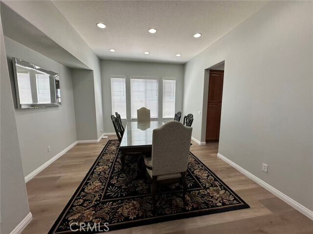 Building Photo - 22276 Silverpointe Loop