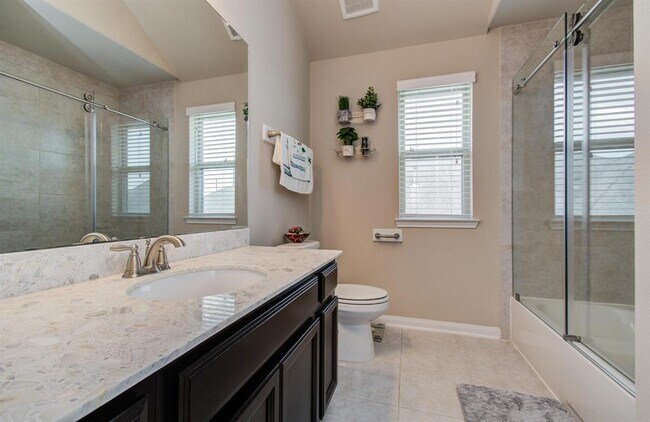Building Photo - 7610 River Pass Dr