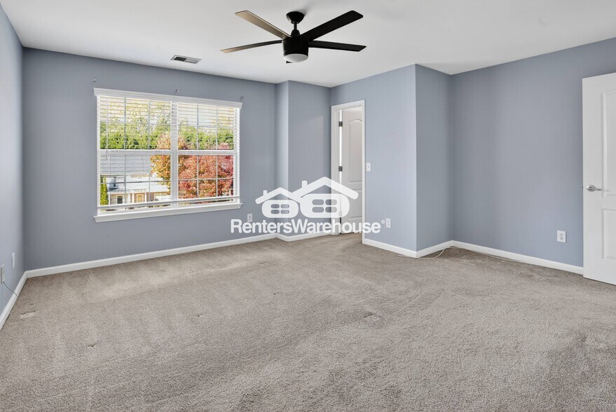 Building Photo - 3449 Parc Dr SW