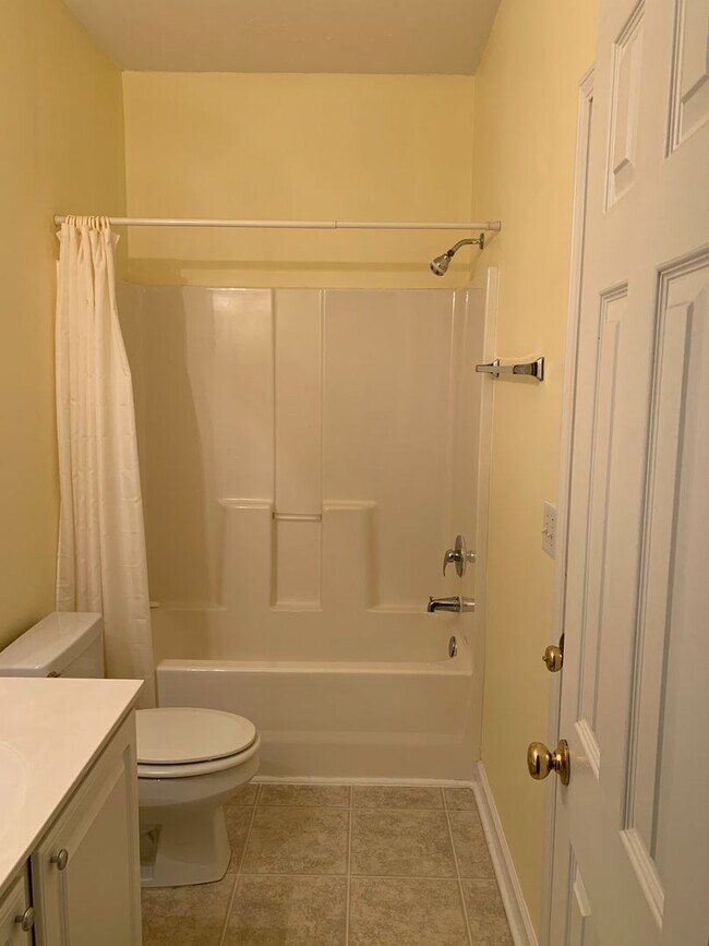 Building Photo - Spacious 3 Bedroom Condo in Carolina Forest