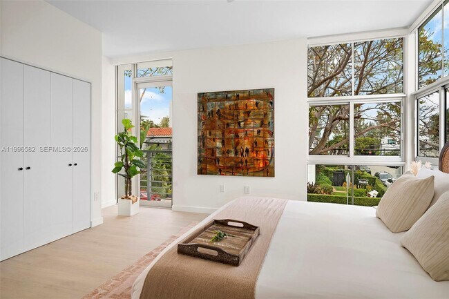 Building Photo - 600 76th St