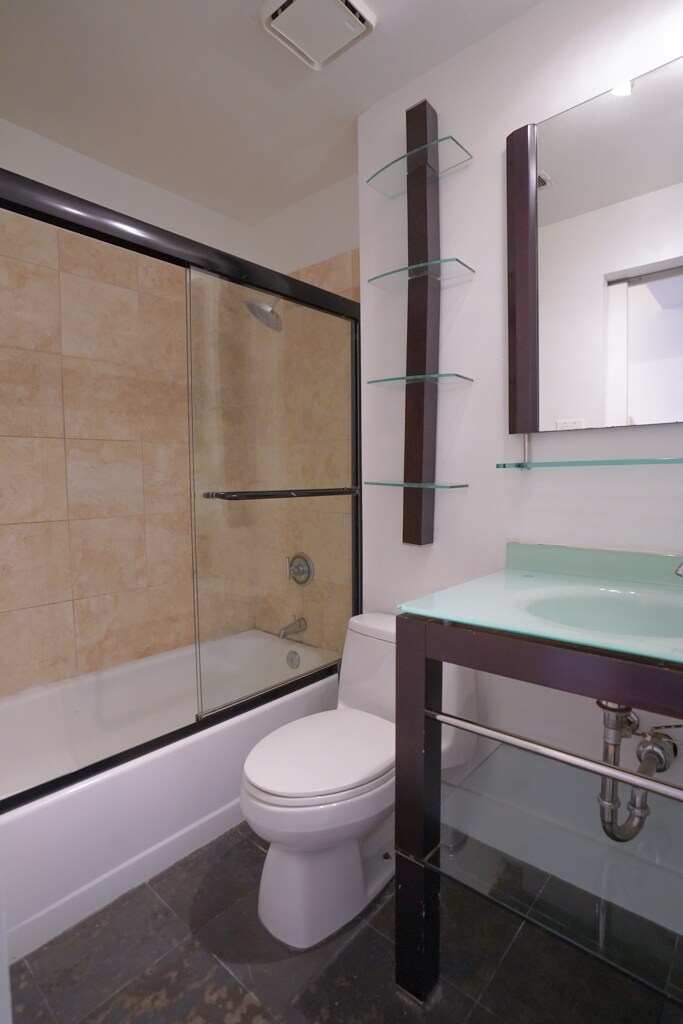 Building Photo - 611 Westgate Ave