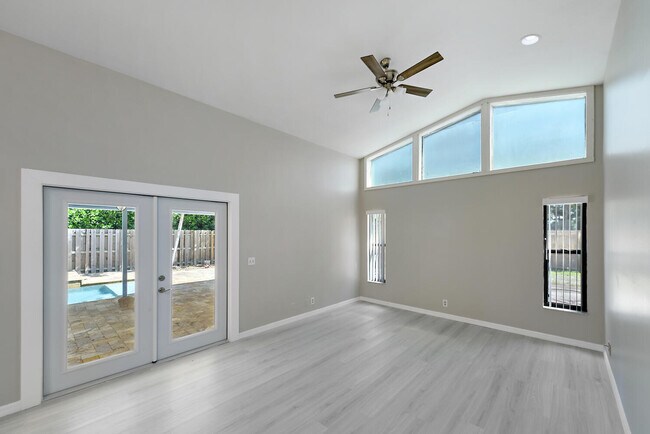 Building Photo - 13442 Northumberland Cir