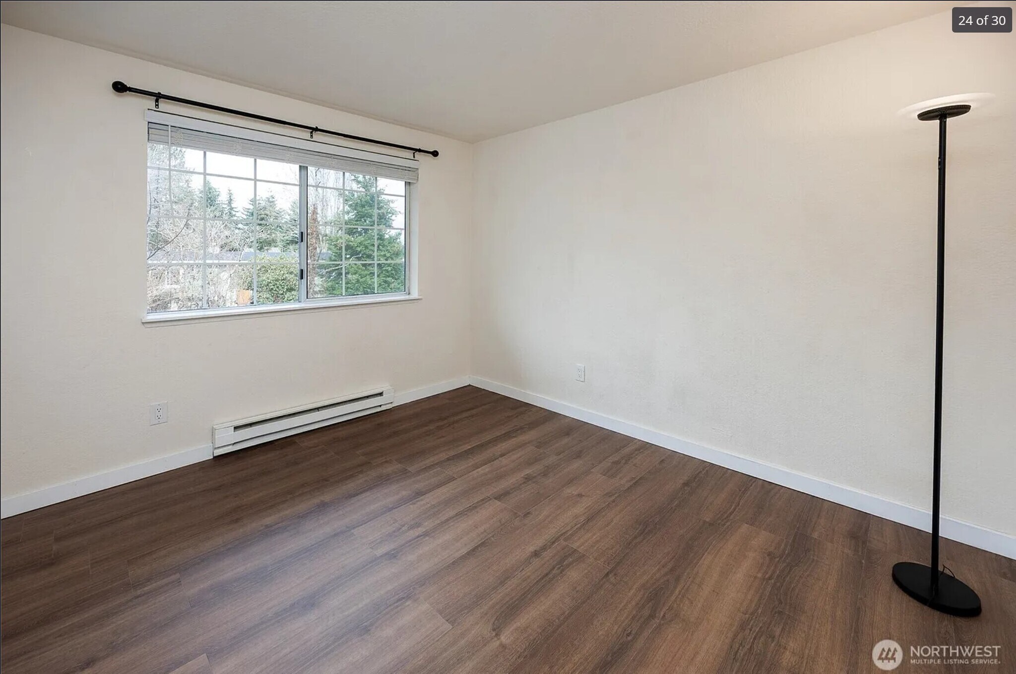 Building Photo - 16817 Larch Way