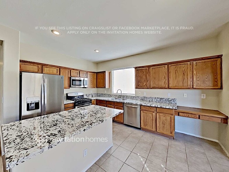 Building Photo - 10410 Morning Drop Ave