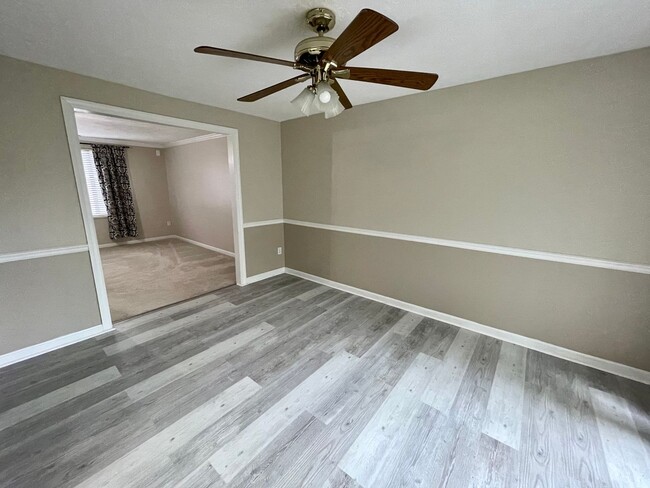 Building Photo - South Fayette - Spacious 3 Bedroom, 2.5 Bath Townhouse - Hunting Ridge Community