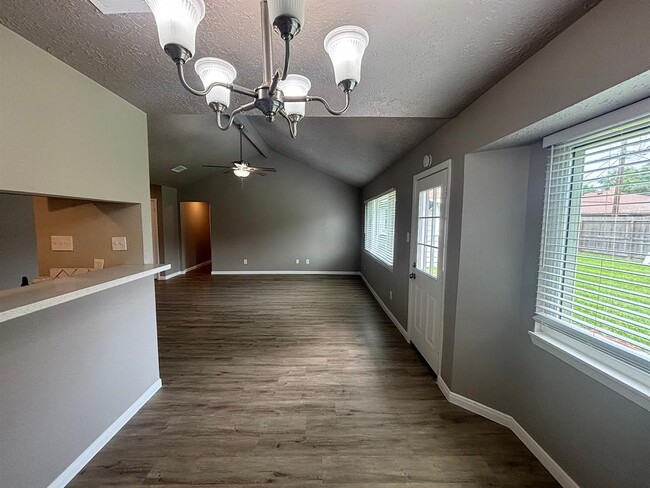 Building Photo - 9823 Stonemont Rd