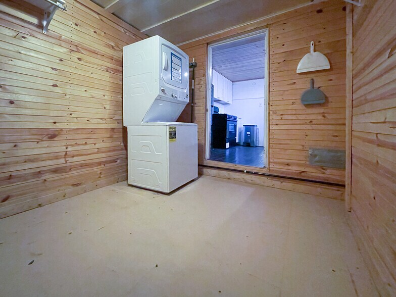 Building Photo - 3717 N 23rd St