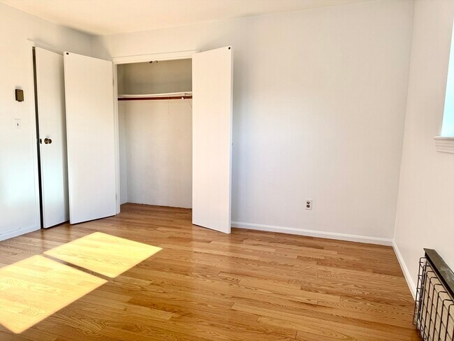 Building Photo - 395 Revere Beach Pkwy