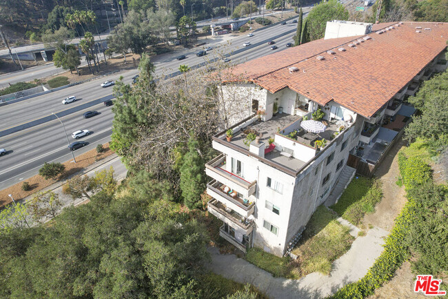 Building Photo - 2700 Cahuenga Blvd