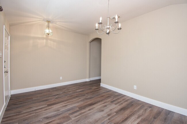 Building Photo - 20922 Barbons Heath Ct