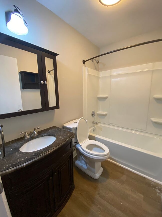 Building Photo - Attractive 3 Bedroom 1.5 Bath home in Mt. ...