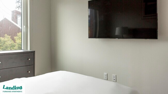 Building Photo - 1999 E Boston St