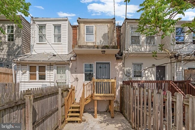 Building Photo - 1213 Washington Blvd