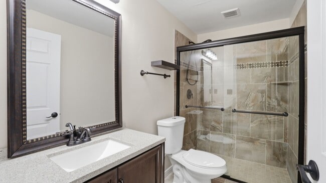 Building Photo - 4 Bedroom Townhome in Daybreak!!
