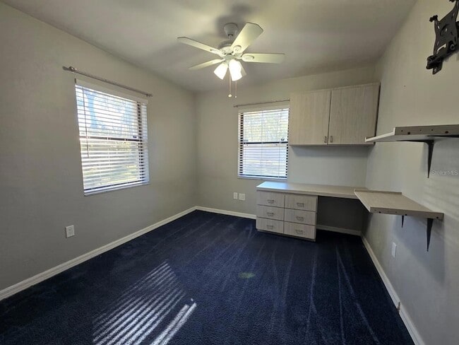 Building Photo - 2606 NE 22nd Ave