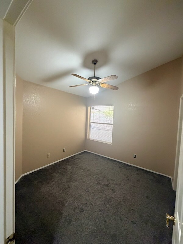Building Photo - 1644 W Duskfire Pl