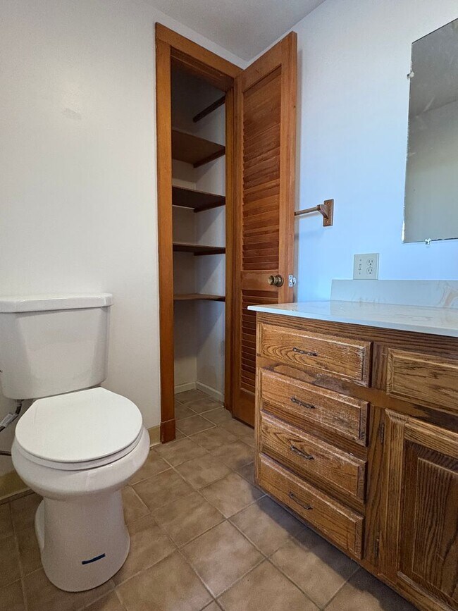 Building Photo - 278 Chamberlain Rd