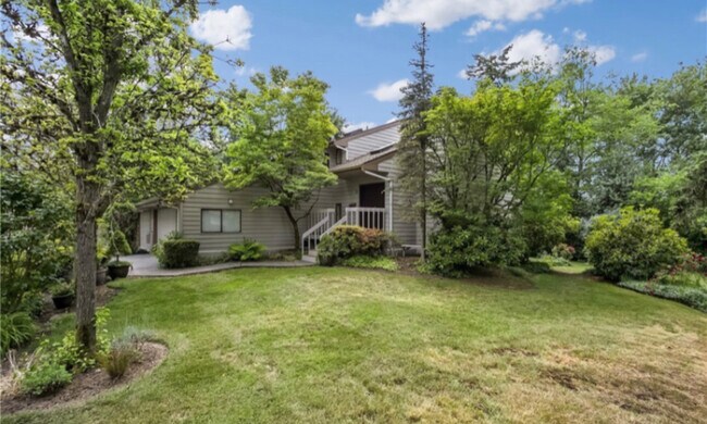 Building Photo - 1 143rd Ave SE