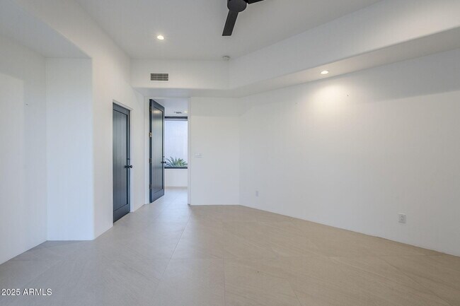 Building Photo - 41327 N 106th St