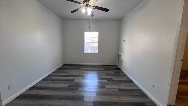 Building Photo - 1325 Herkimer St