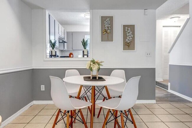 Building Photo - 111 E 1st St