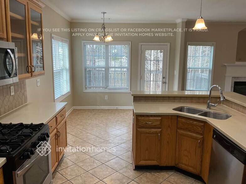 Building Photo - 605 Alyssa Dr