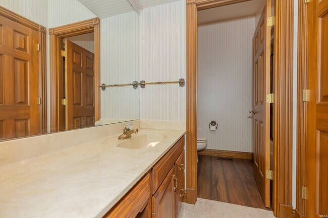 Building Photo - 2155 Durlin Rd