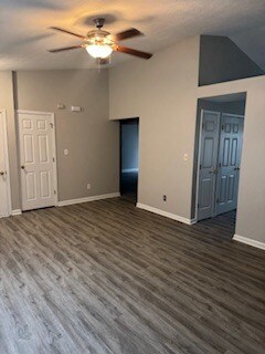 Building Photo - 10846 Tanbark Dr