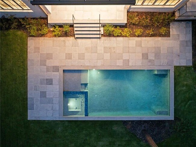 Building Photo - 1074 Moores Mill Rd NW