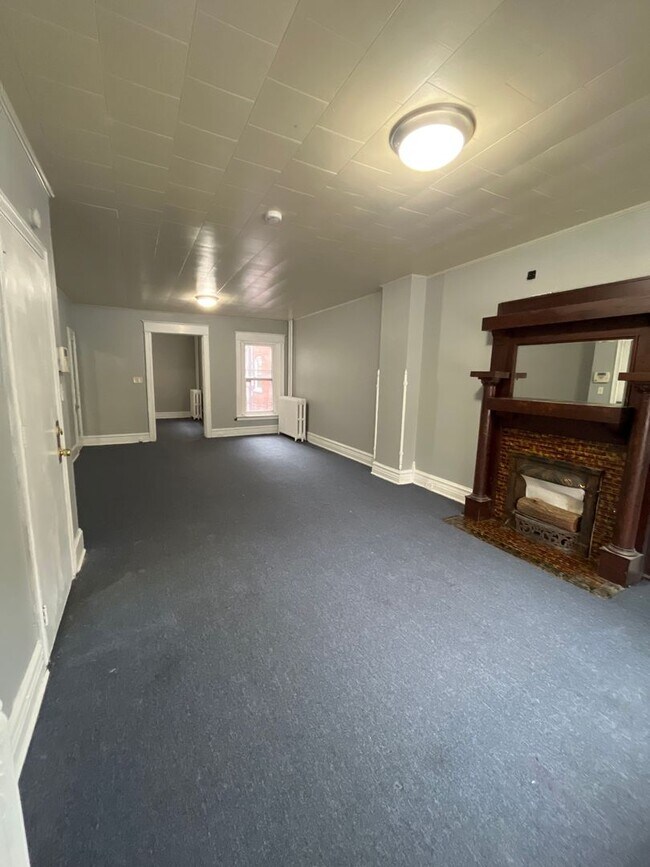 Building Photo - 1517 W Turner St