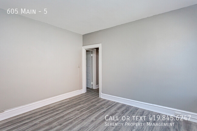 Building Photo - Charming One Bedroom Apartment - Apply Today!