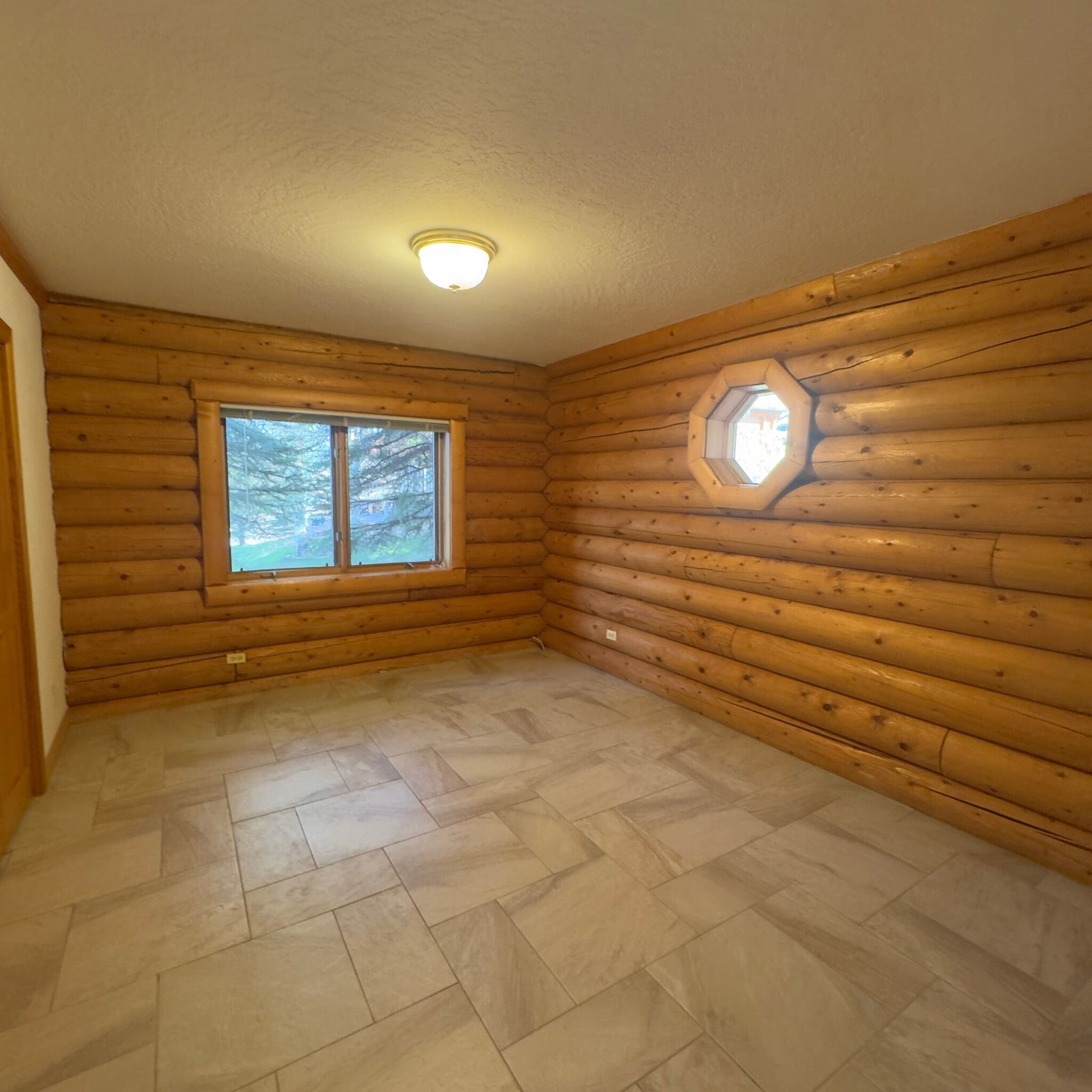 Building Photo - 4057 Wildridge Rd