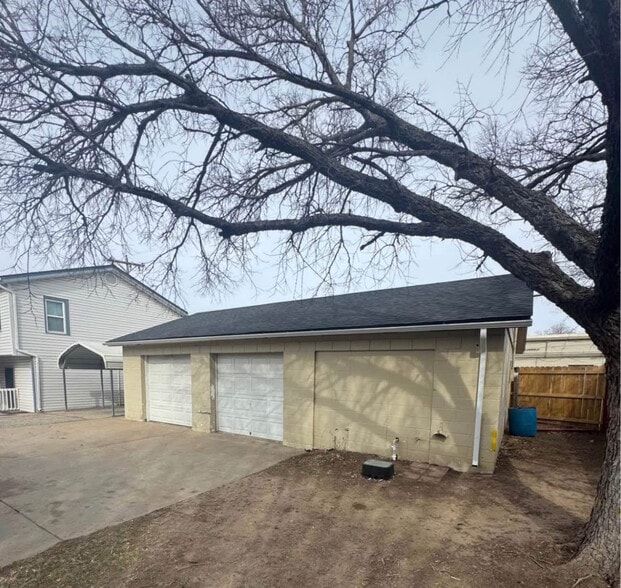 Primary Photo - 3150 W Mentor St