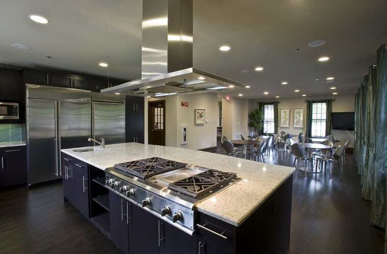 Versailles on the Lakes Schaumburg 1024 N Plum Grove Rd Schaumburg IL