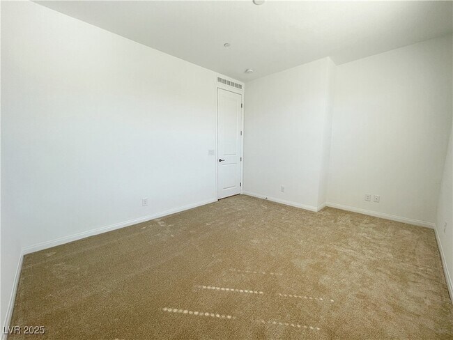Building Photo - 8820 Scalpay St