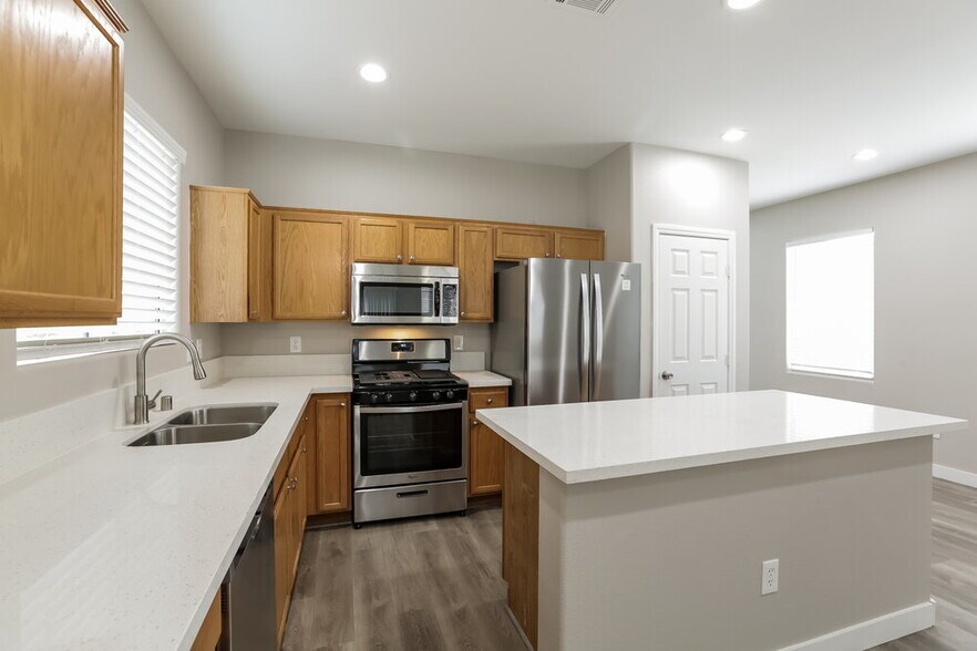 Building Photo - 7881 Harp Tree St