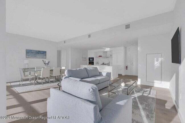 Building Photo - 1101 Ocean Ave N