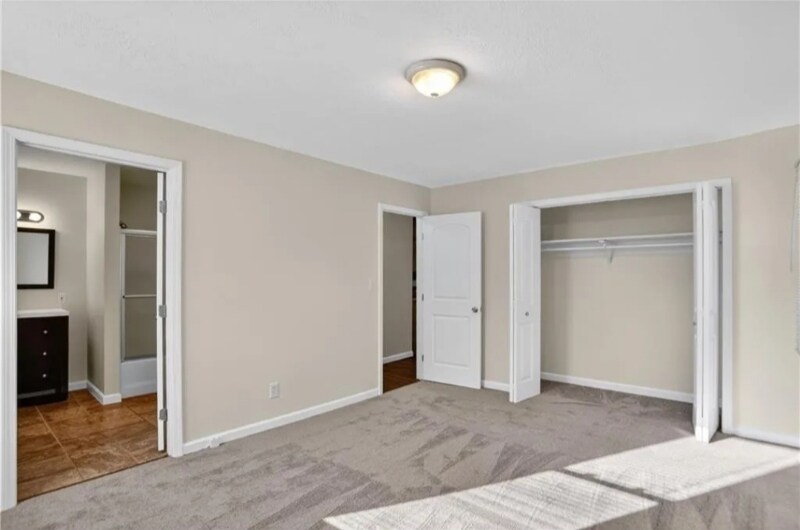 Building Photo - 170 Shiloh Run NW