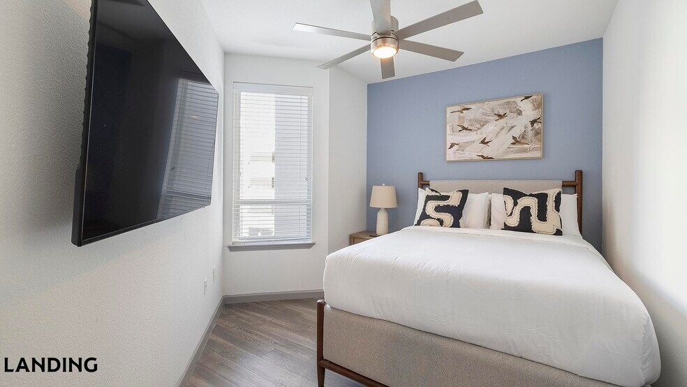 Building Photo - 1001 S Center St